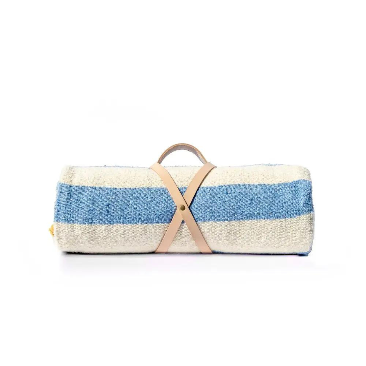 The Perfect Beach Day Recipe (And Why the Right Tote Changes Everything)