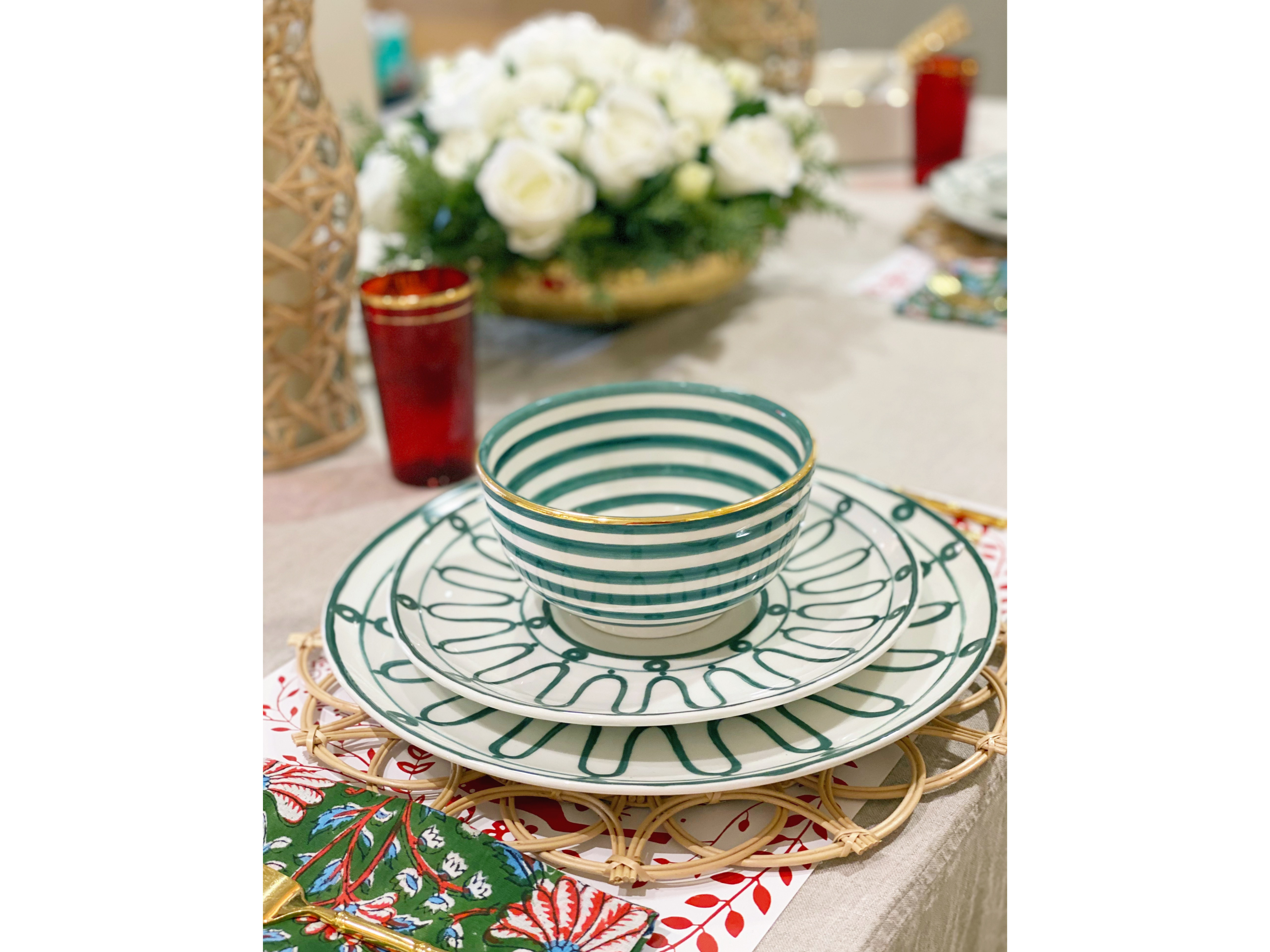 Holiday Table Setting Tips (even if it's just for your immediate family)
