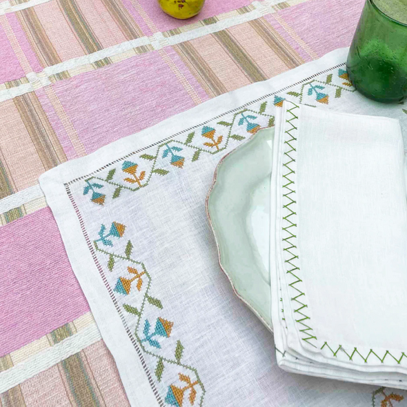 Zig Zag Embroidered Napkin, set of 2